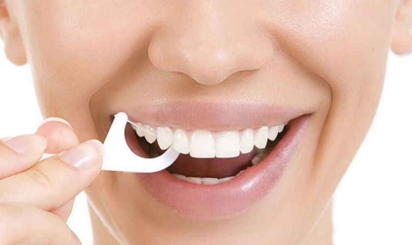 Sử dụng chỉ nha khoa để ngăn ngừa sưng nướu răng